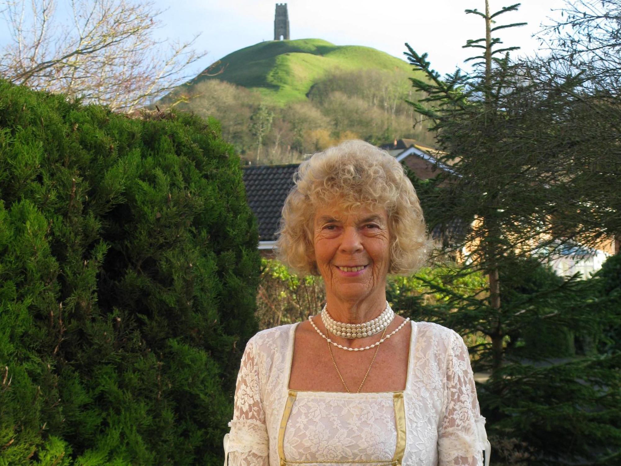 Camelot Retreat - Tor View Bed & Breakfast Glastonbury Bagian luar foto